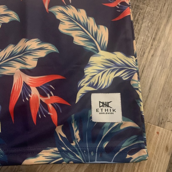 NWT Ethik Color block floral tee - Picture 2 of 6